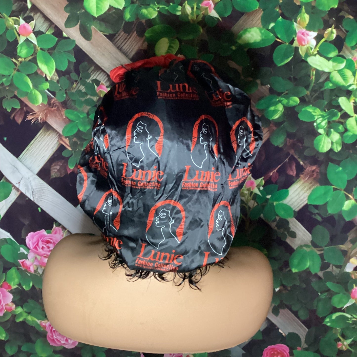 Nice bonnet